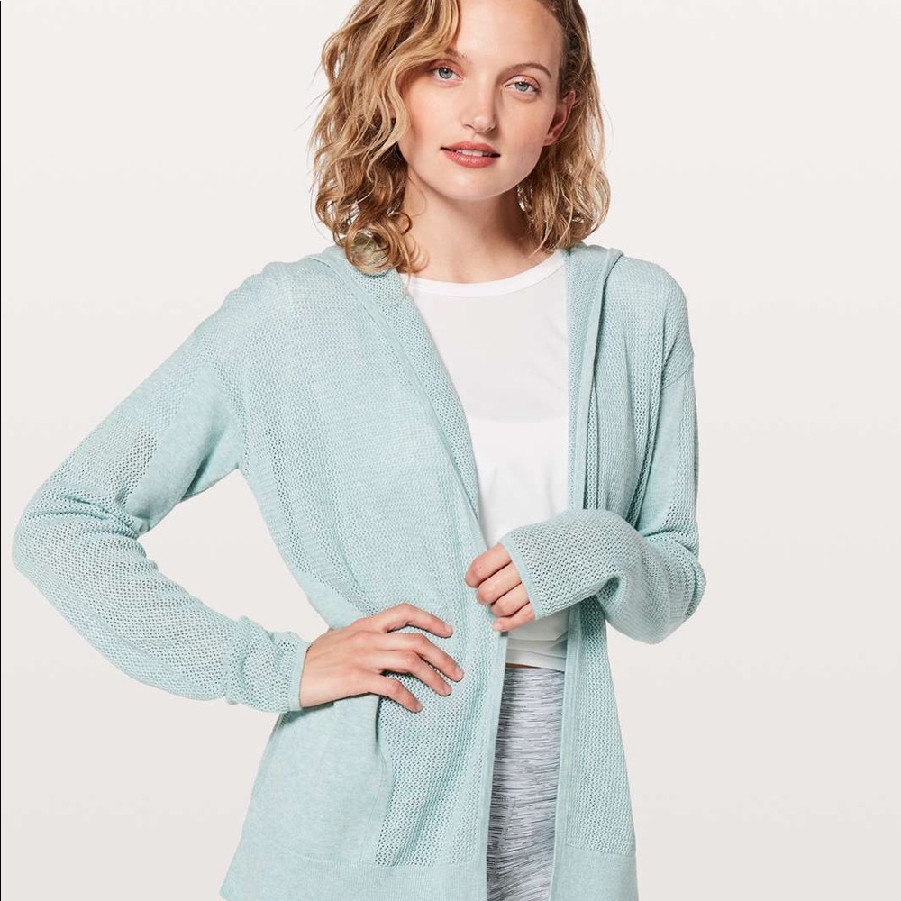 Lulu still movement wrap